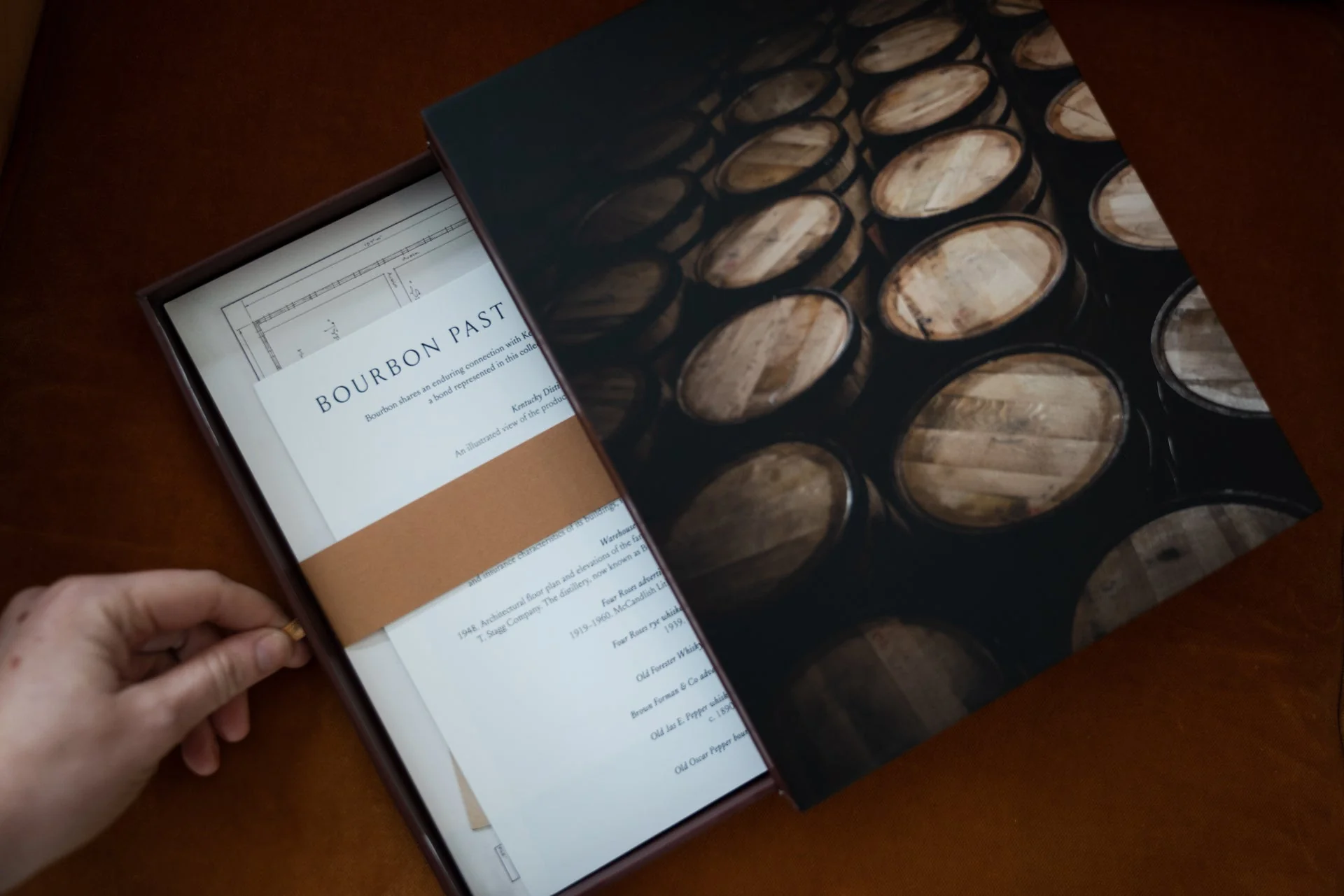 Bourbon: The Story of Kentucky Whiskey - Image 2